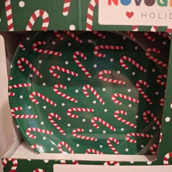 Novogratz Home Set of 4 Christmas Plates & Cups BRAND NEW! - Picture 4 of 6